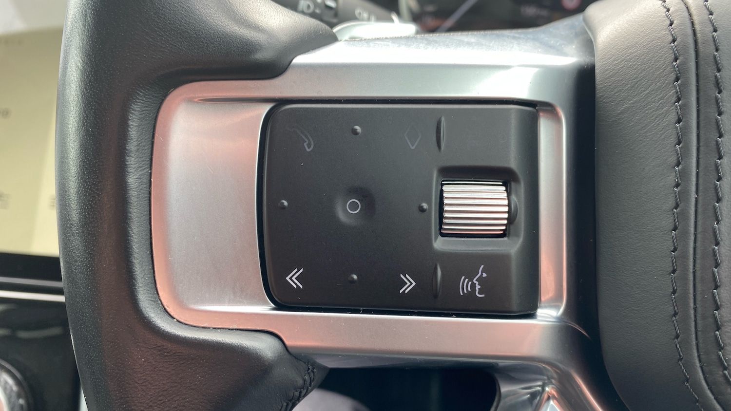 Used Land Rover Discovery 2023 for sale - 78092529: Photo 57