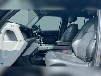 Used Land Rover Defender 2023 for sale - 78255326: Photo