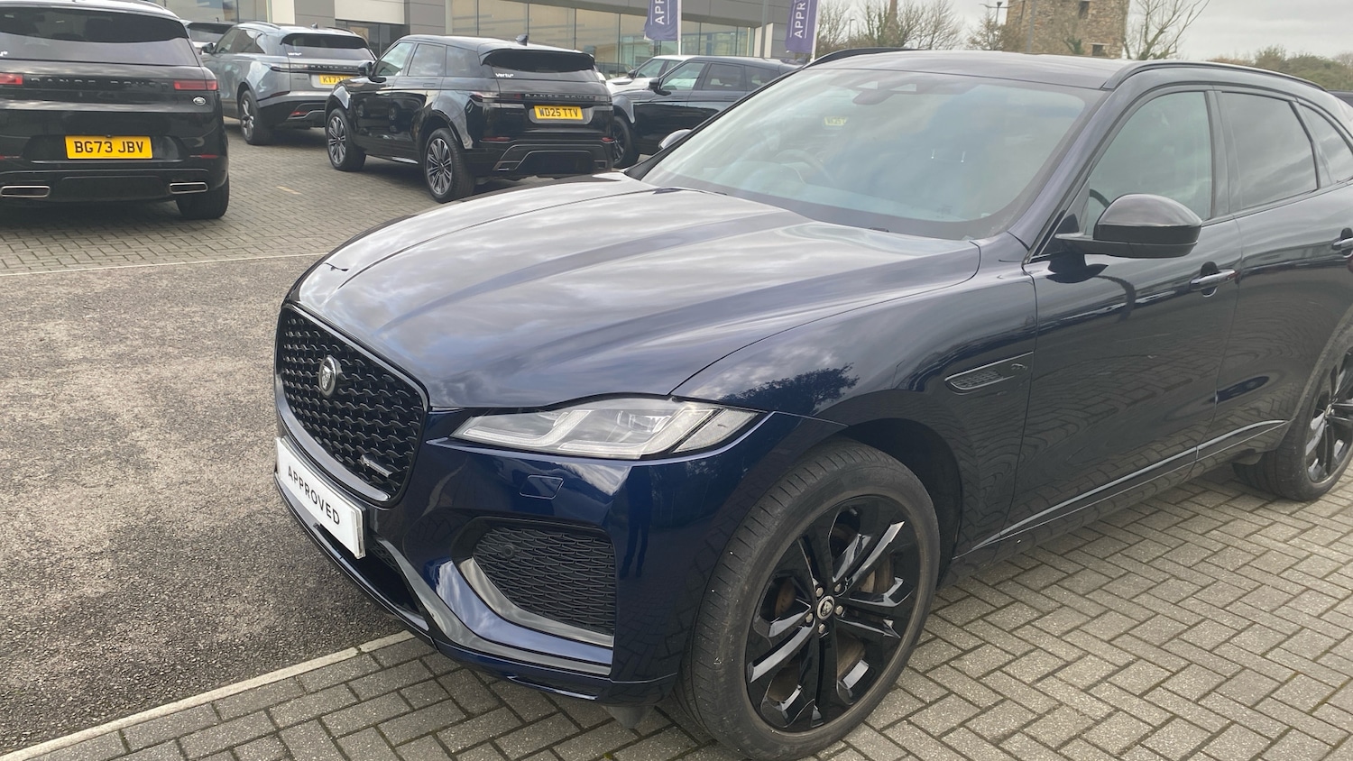 Used Jaguar F-Pace 2023 for sale - 76534292: Photo 31