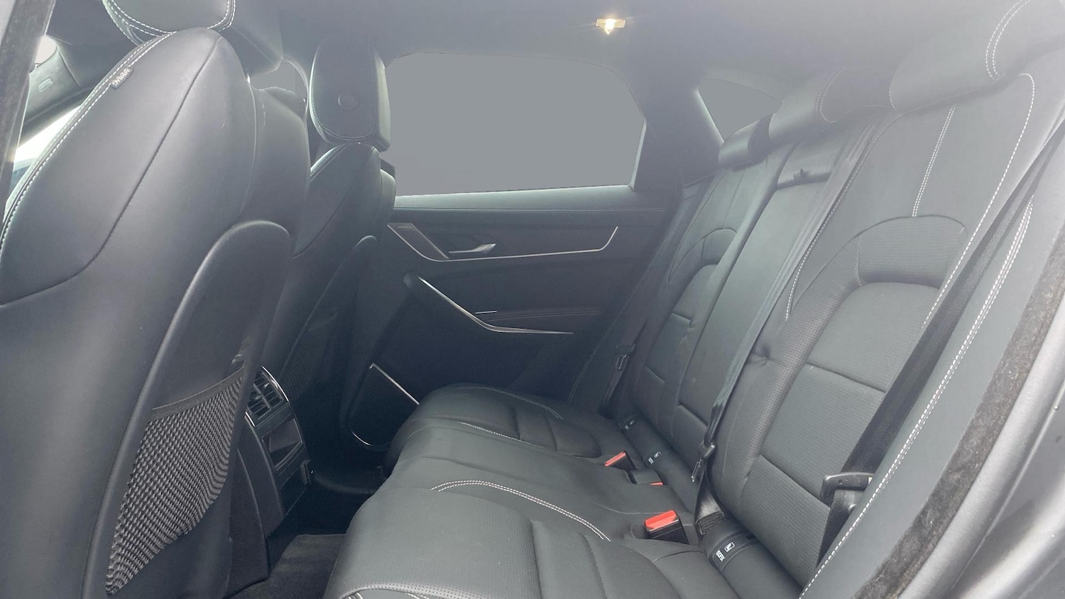 Used Jaguar F-Pace 2023 for sale - 76534292: Photo 4