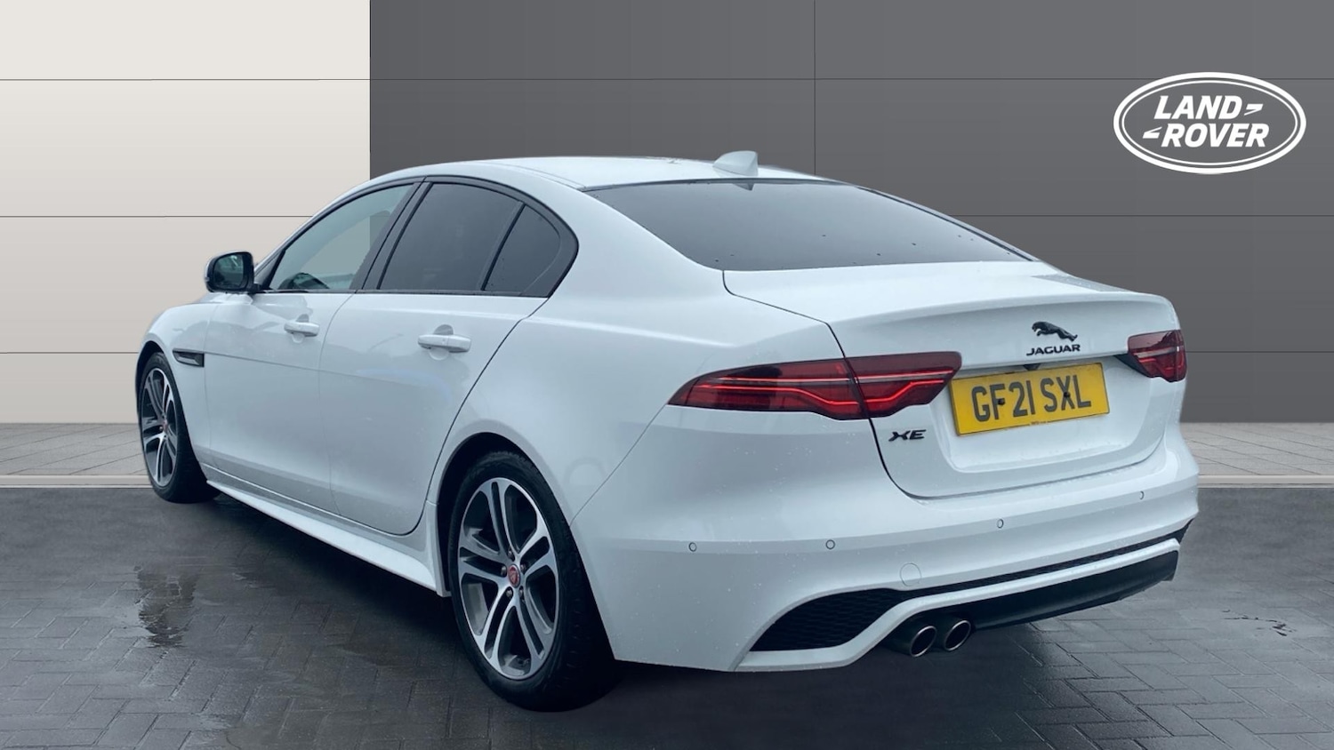 Used Jaguar XE 2021 for sale - 77519727: Photo 2