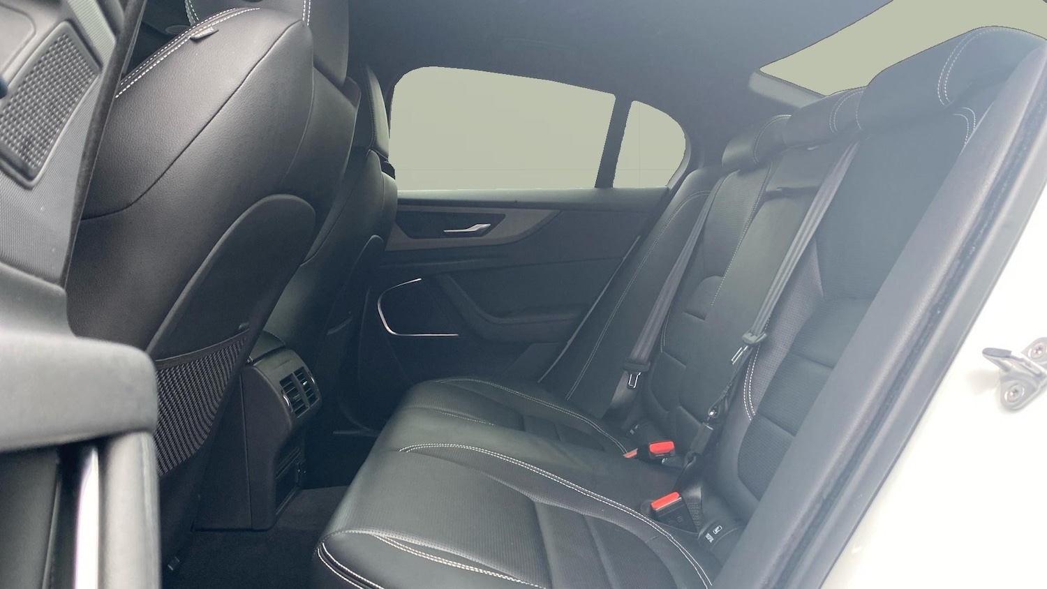 Used Jaguar XE 2021 for sale - 77519727: Photo 4