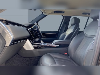 Used Land Rover Range Rover 2023 for sale - 77700882: Photo