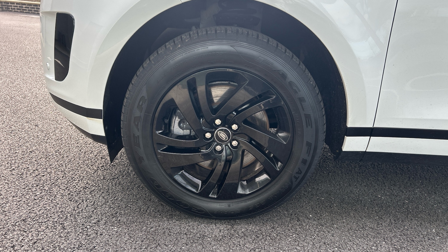 Used Land Rover Range Rover Evoque 2025 for sale - 77807000: Photo 30