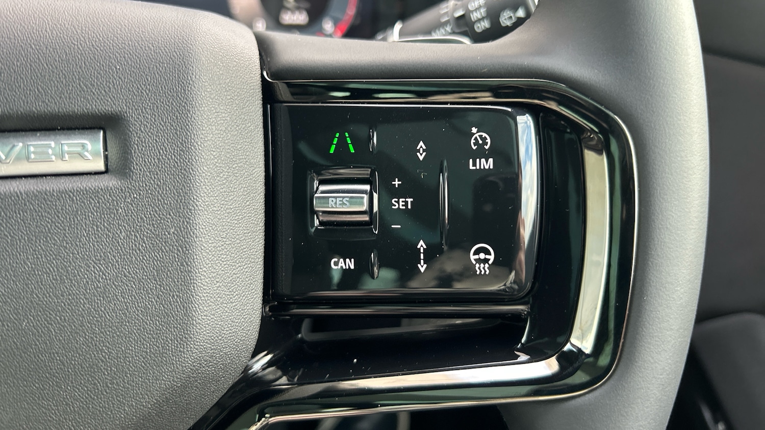 Used Land Rover Range Rover Evoque 2025 for sale - 77807000: Photo 42