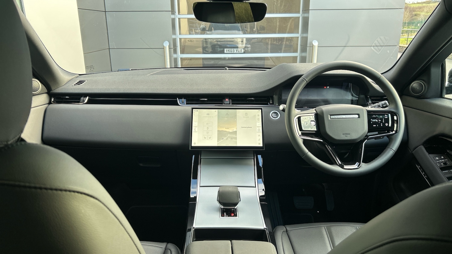 Used Land Rover Range Rover Evoque 2025 for sale - 77807000: Photo 9