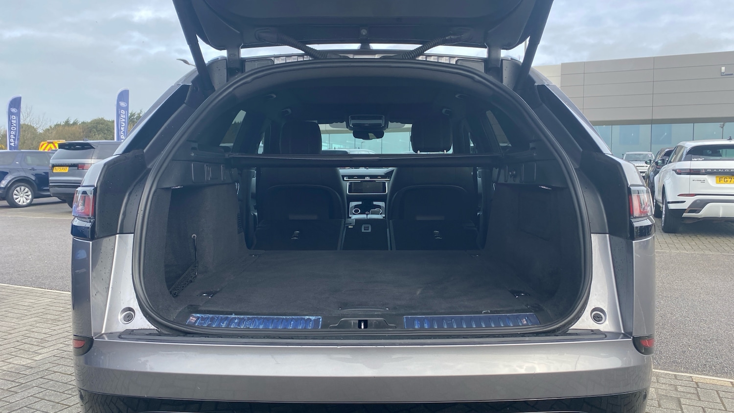 Used Land Rover Range Rover Velar 2022 for sale - 77492448: Photo 10