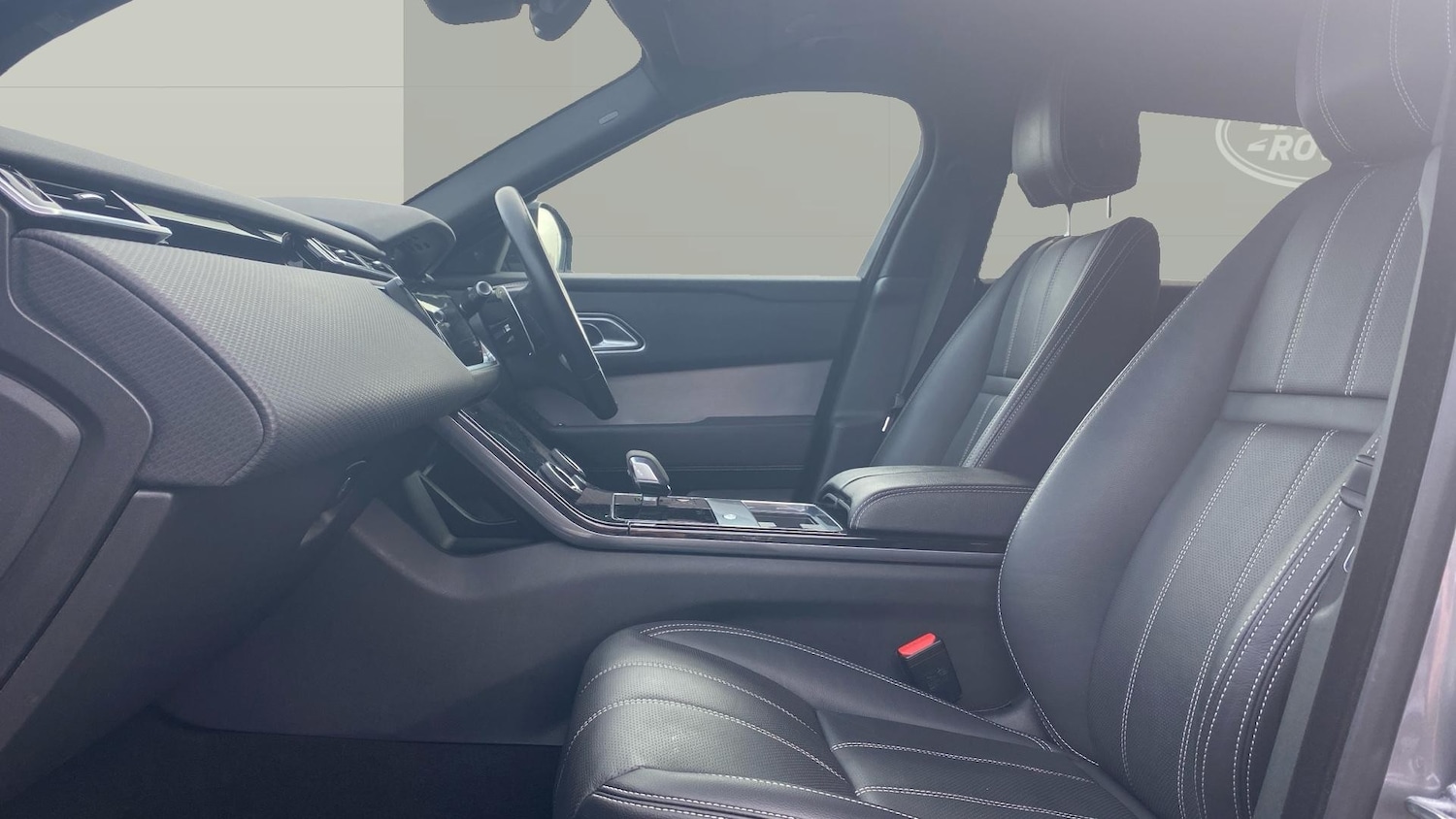 Used Land Rover Range Rover Velar 2022 for sale - 77492448: Photo 3