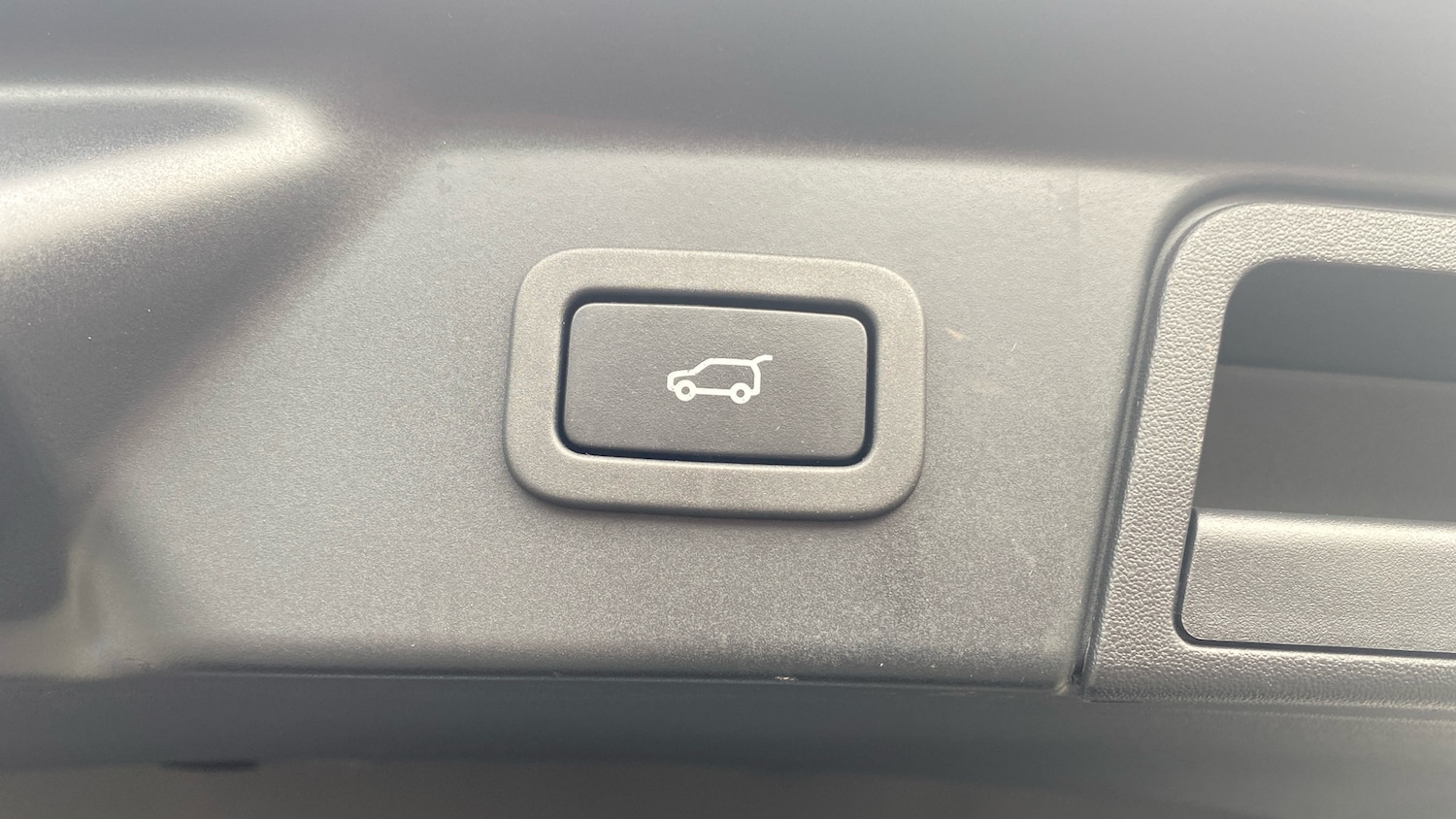 Used Land Rover Range Rover Velar 2022 for sale - 77492448: Photo 37