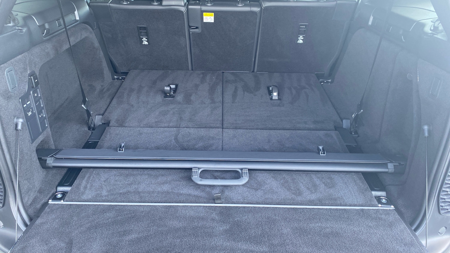 Used Land Rover Discovery 2025 for sale - 76766864: Photo 30