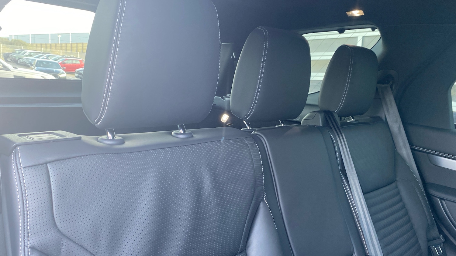 Used Land Rover Discovery 2025 for sale - 76766864: Photo 34