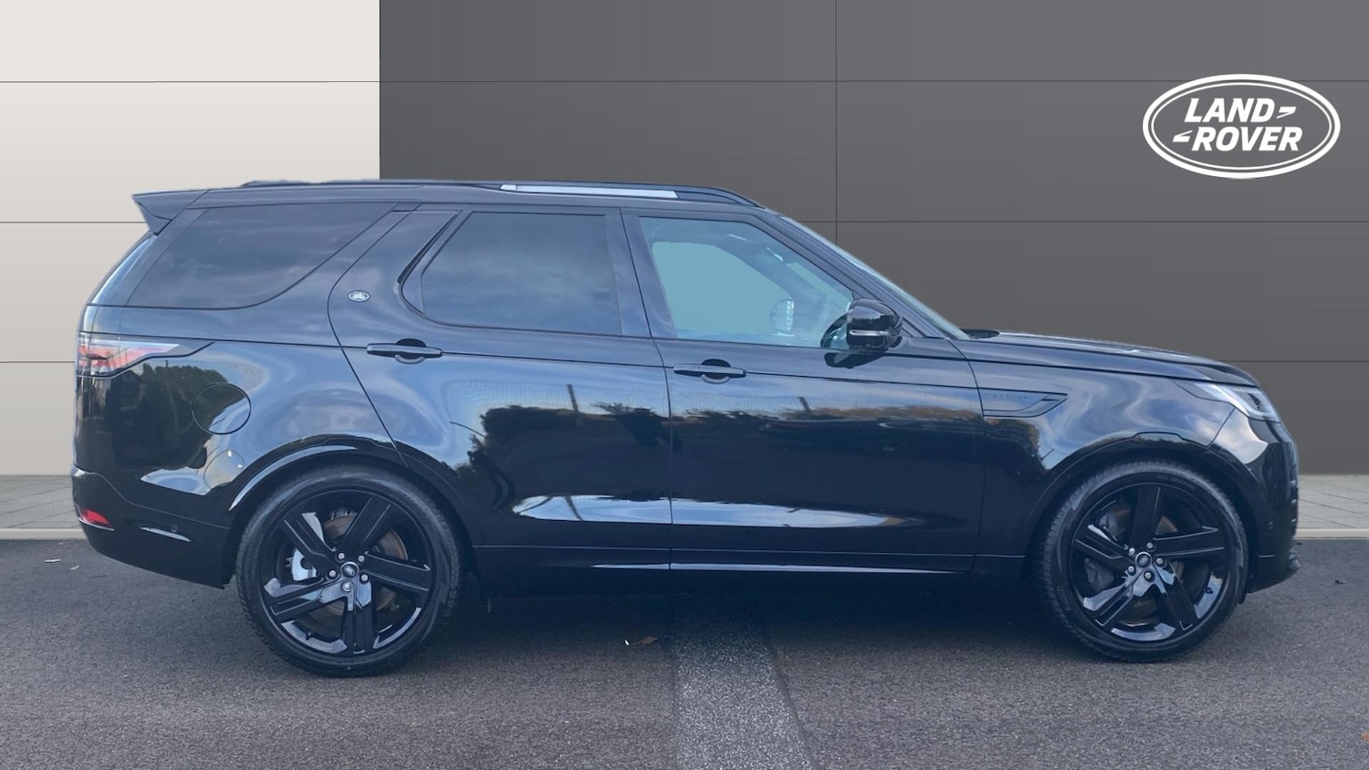 Used Land Rover Discovery 2025 for sale - 76766864: Photo 5