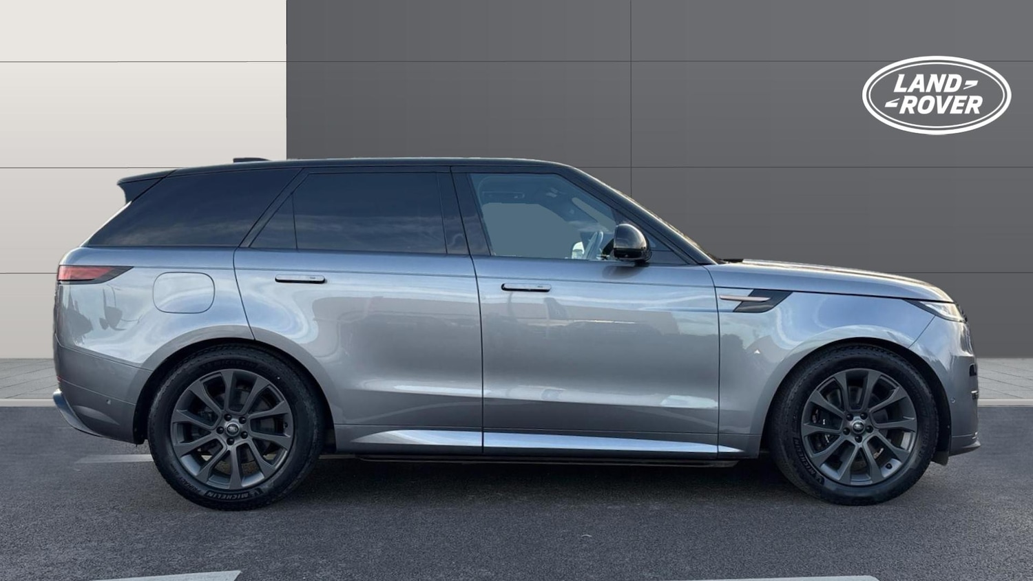 Used Land Rover Range Rover Sport 2023 for sale - 76508018: Photo 5