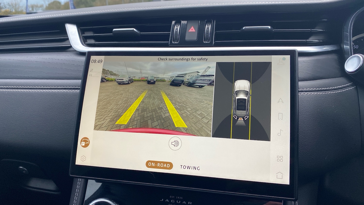 Used Jaguar F-Pace 2023 for sale - 77803563: Photo 12