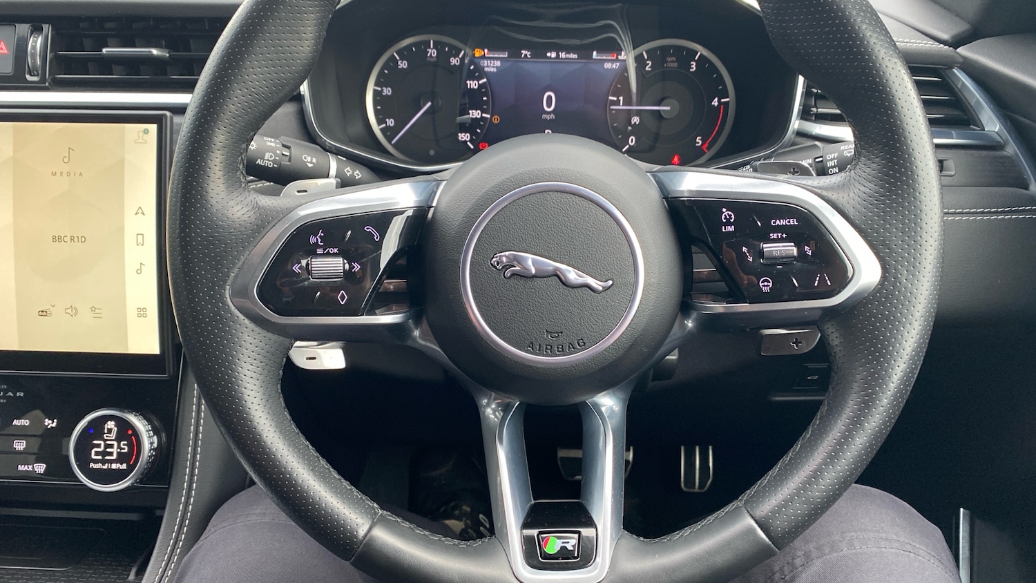 Used Jaguar F-Pace 2023 for sale - 77803563: Photo 54