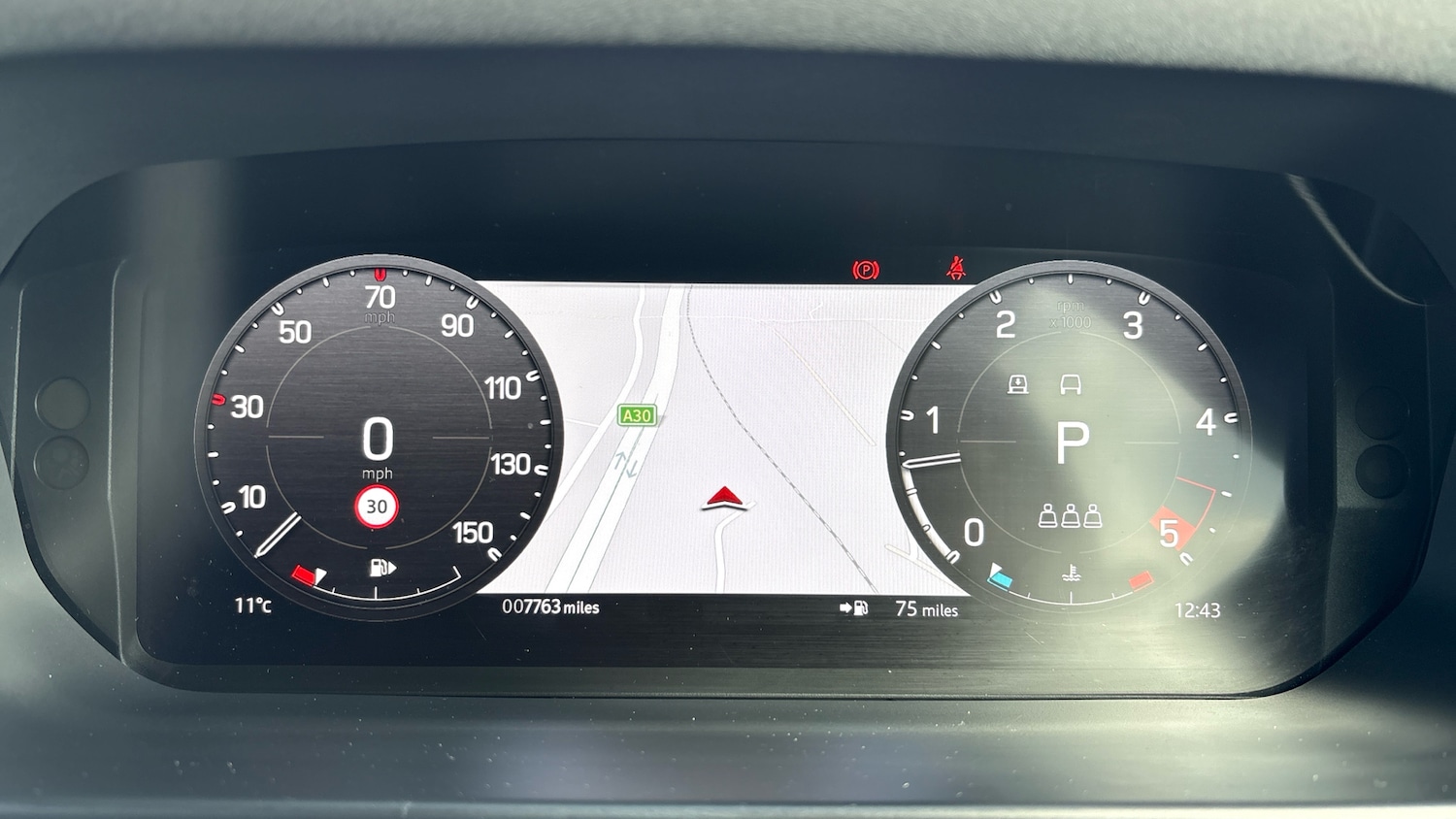 Used Land Rover Defender 2023 for sale - 77915833: Photo 16