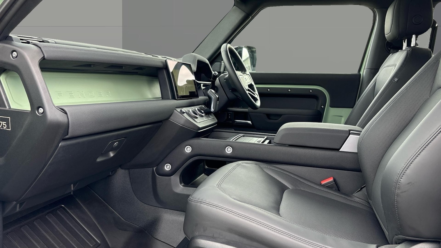 Used Land Rover Defender 2023 for sale - 77915833: Photo 3