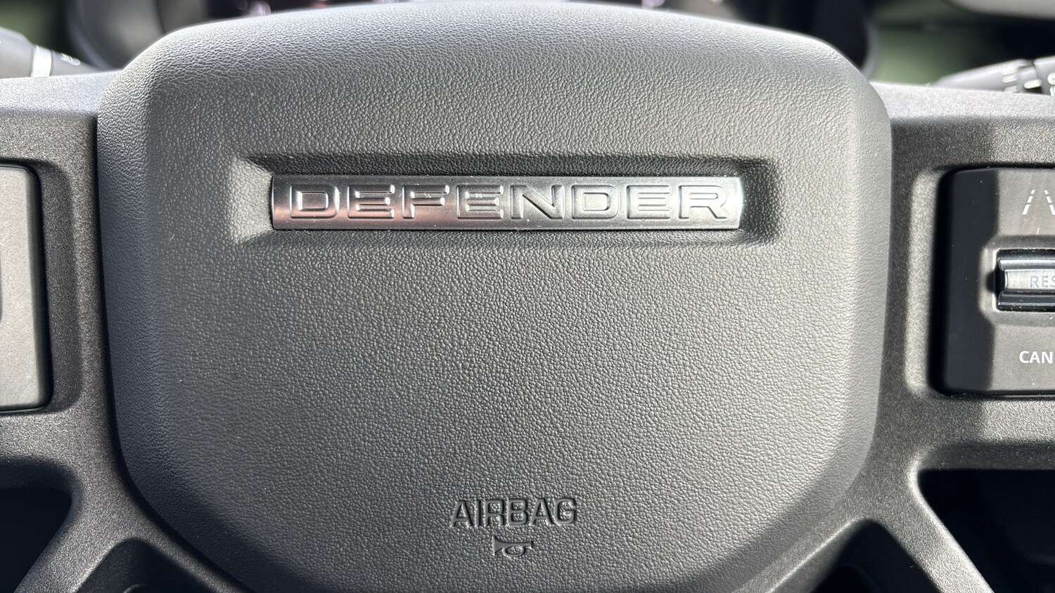 Used Land Rover Defender 2023 for sale - 77915833: Photo 50