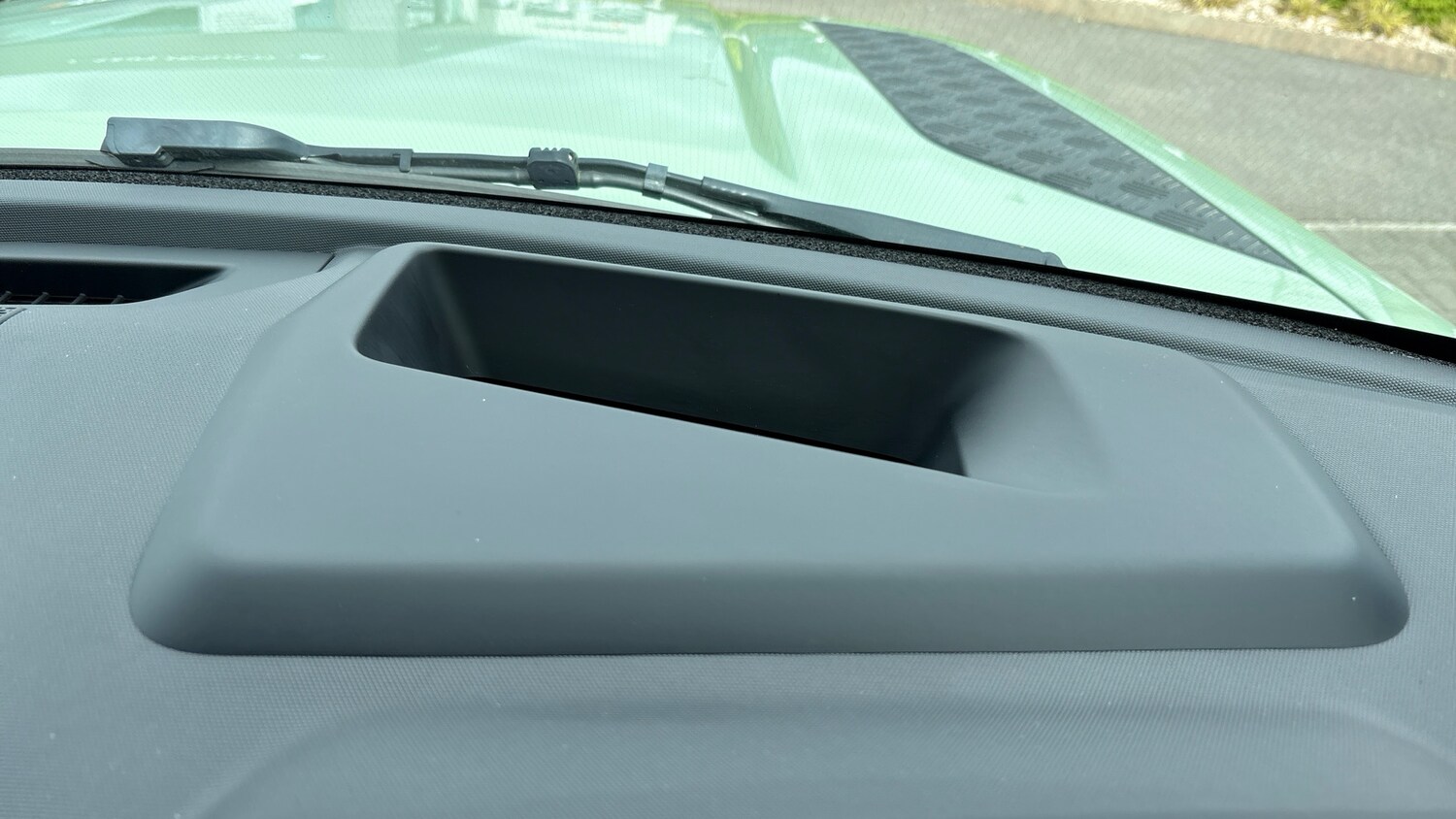 Used Land Rover Defender 2023 for sale - 77915833: Photo 66