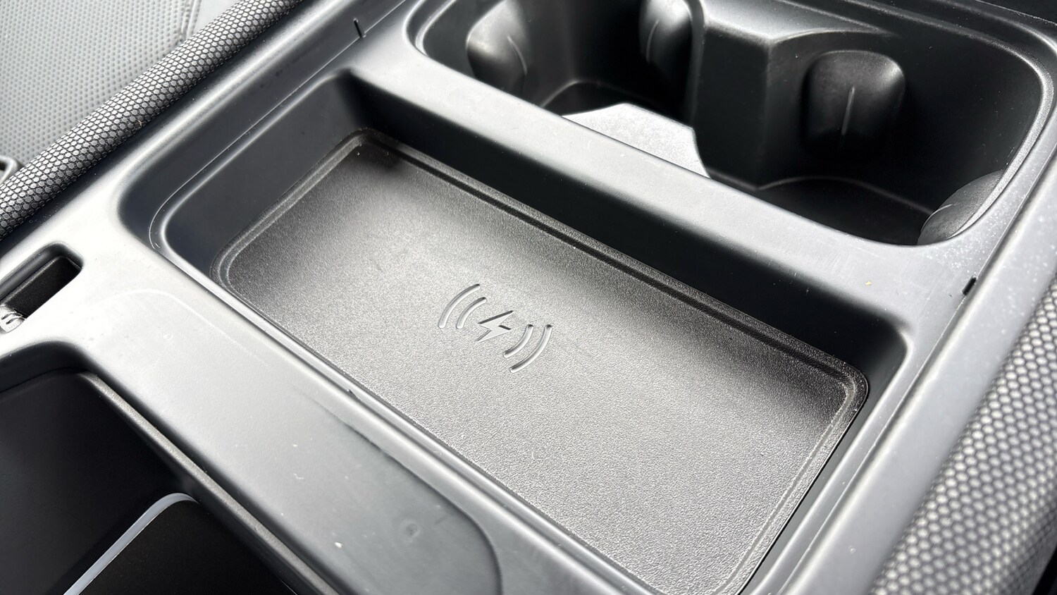 Used Land Rover Defender 2023 for sale - 77915833: Photo 71