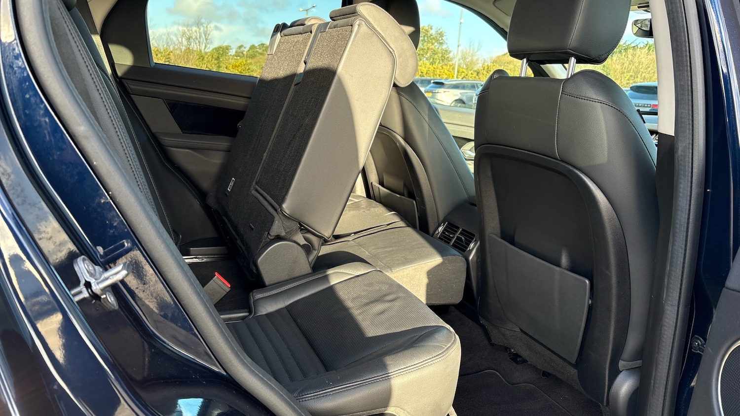 Used Land Rover Discovery Sport 2020 for sale - 76807395: Photo 30