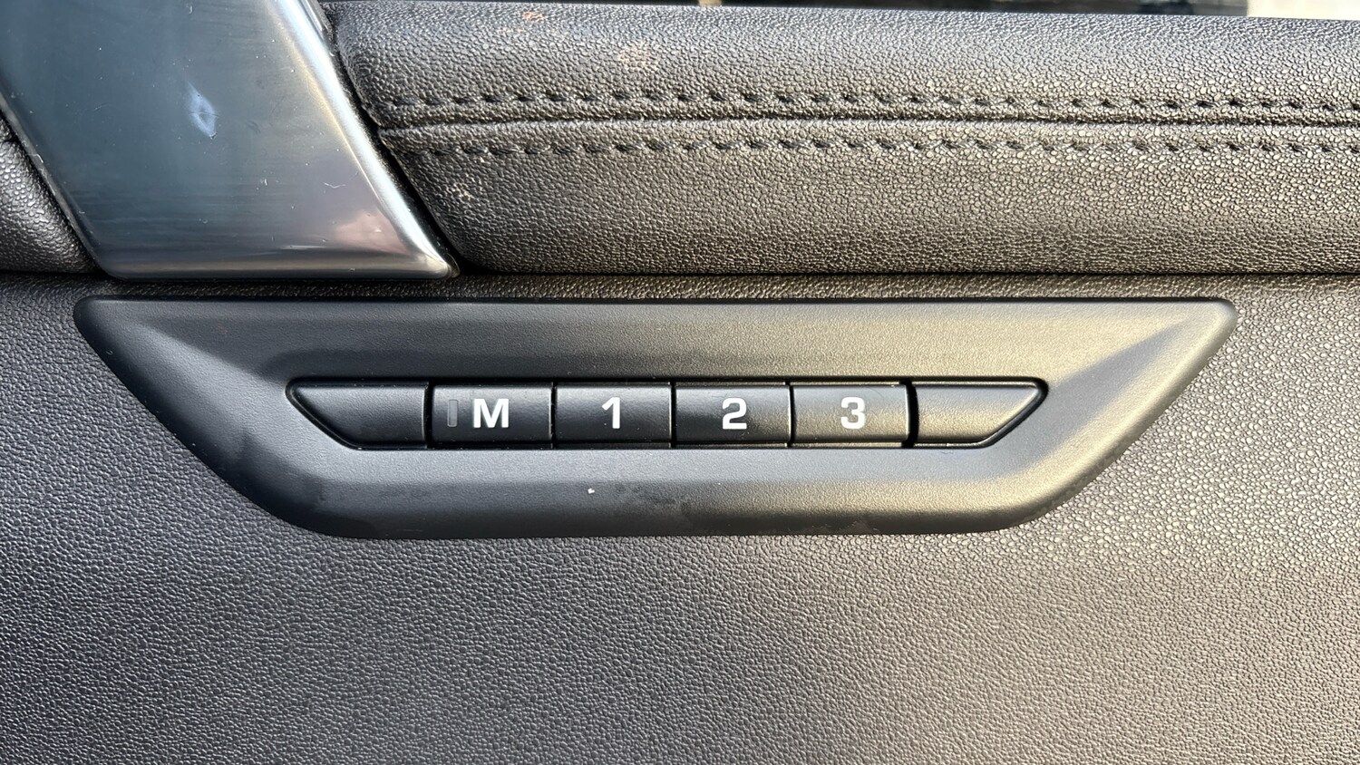 Used Land Rover Discovery Sport 2020 for sale - 76807395: Photo 34