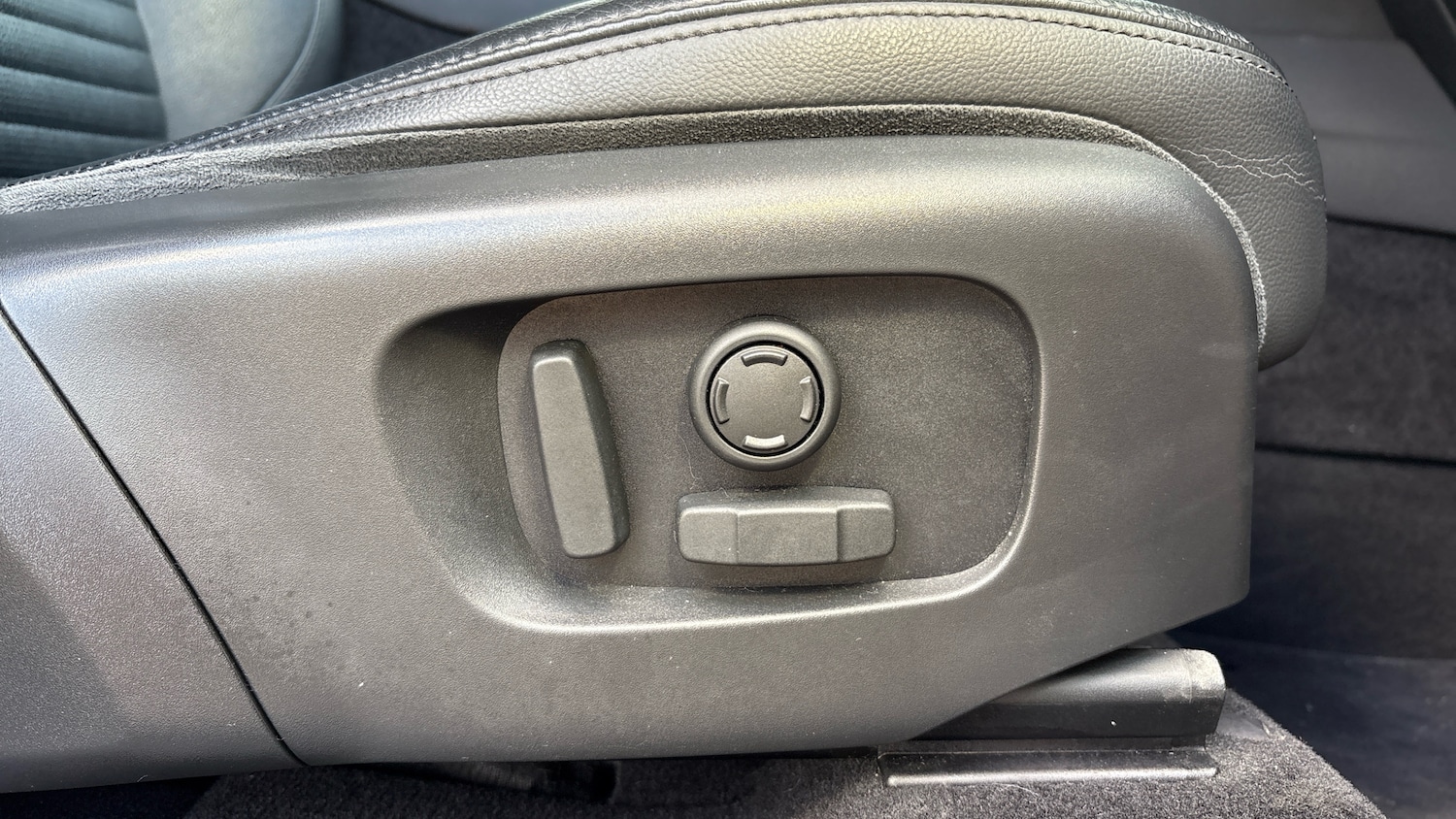 Used Land Rover Discovery Sport 2020 for sale - 76807395: Photo 35