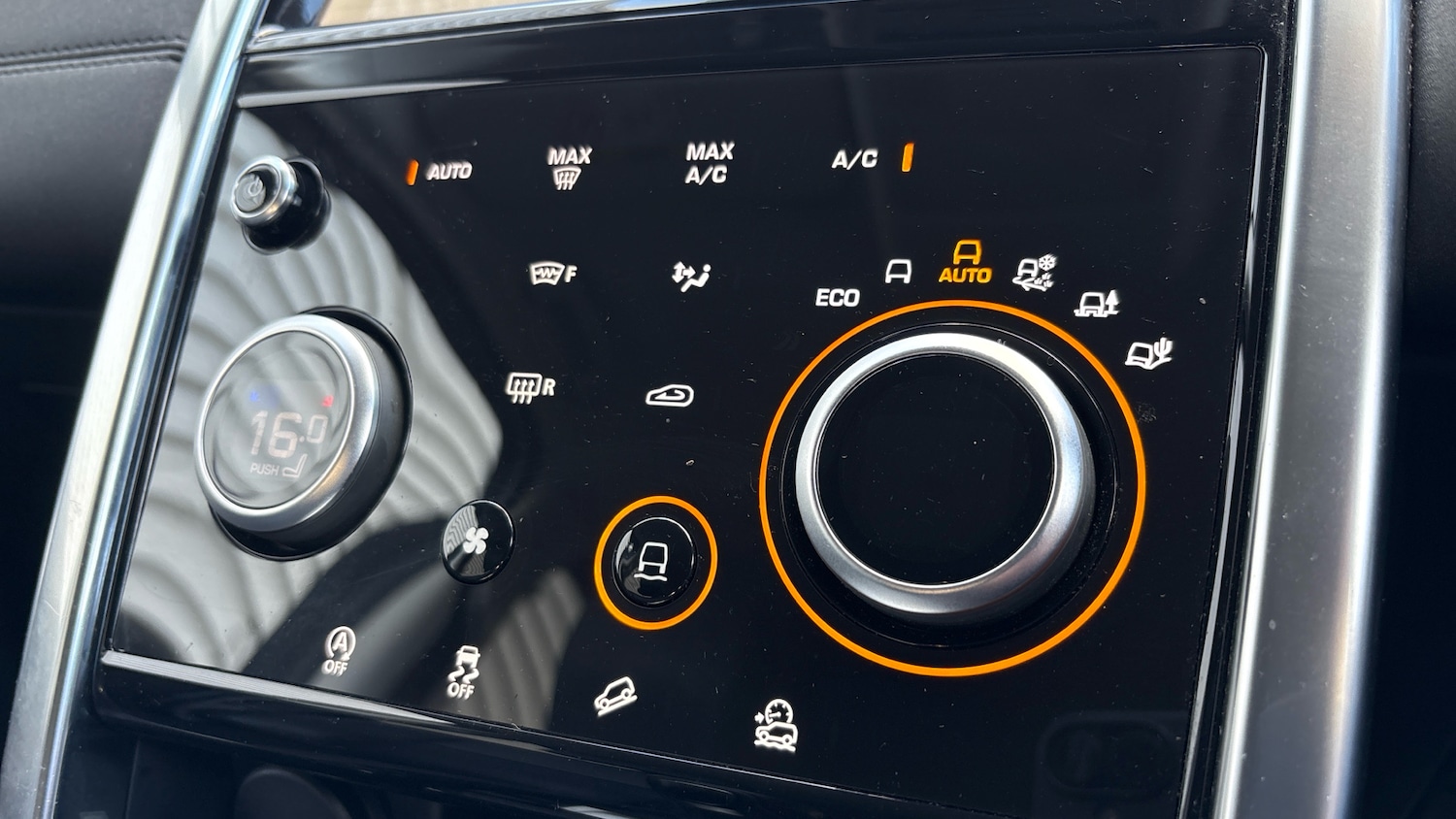 Used Land Rover Discovery Sport 2020 for sale - 76807395: Photo 36