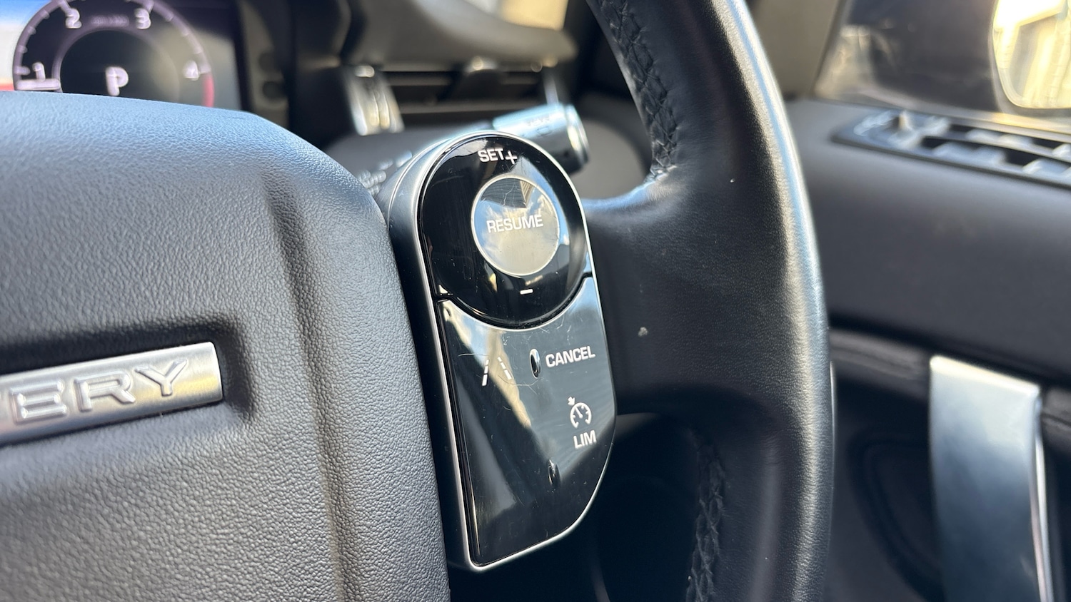 Used Land Rover Discovery Sport 2020 for sale - 76807395: Photo 42