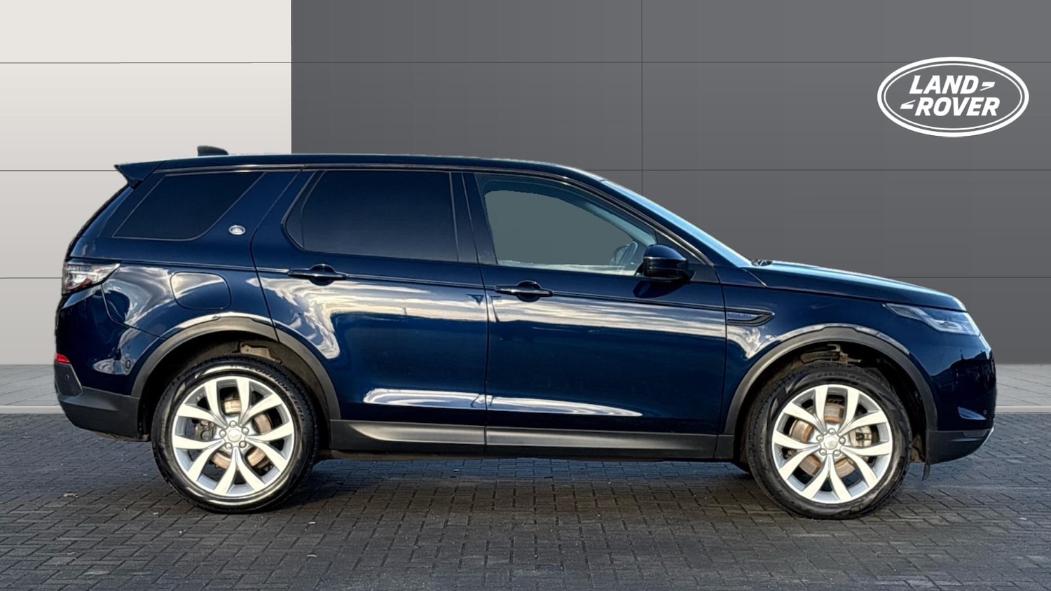 Used Land Rover Discovery Sport 2020 for sale - 76807395: Photo 5