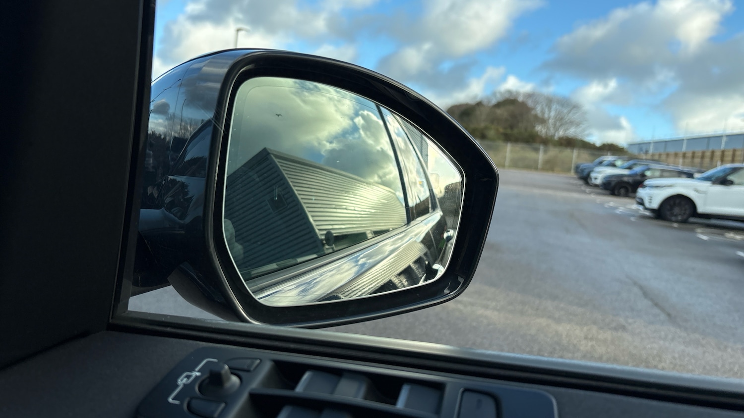 Used Land Rover Discovery Sport 2020 for sale - 76807395: Photo 53