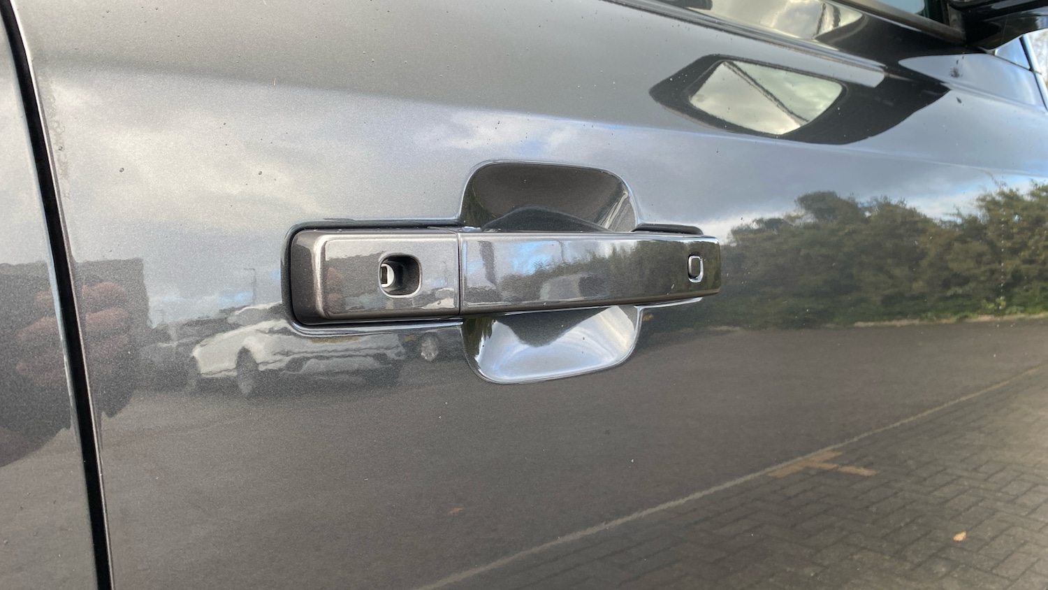 Used Land Rover Defender 2025 for sale - 76382569: Photo 27