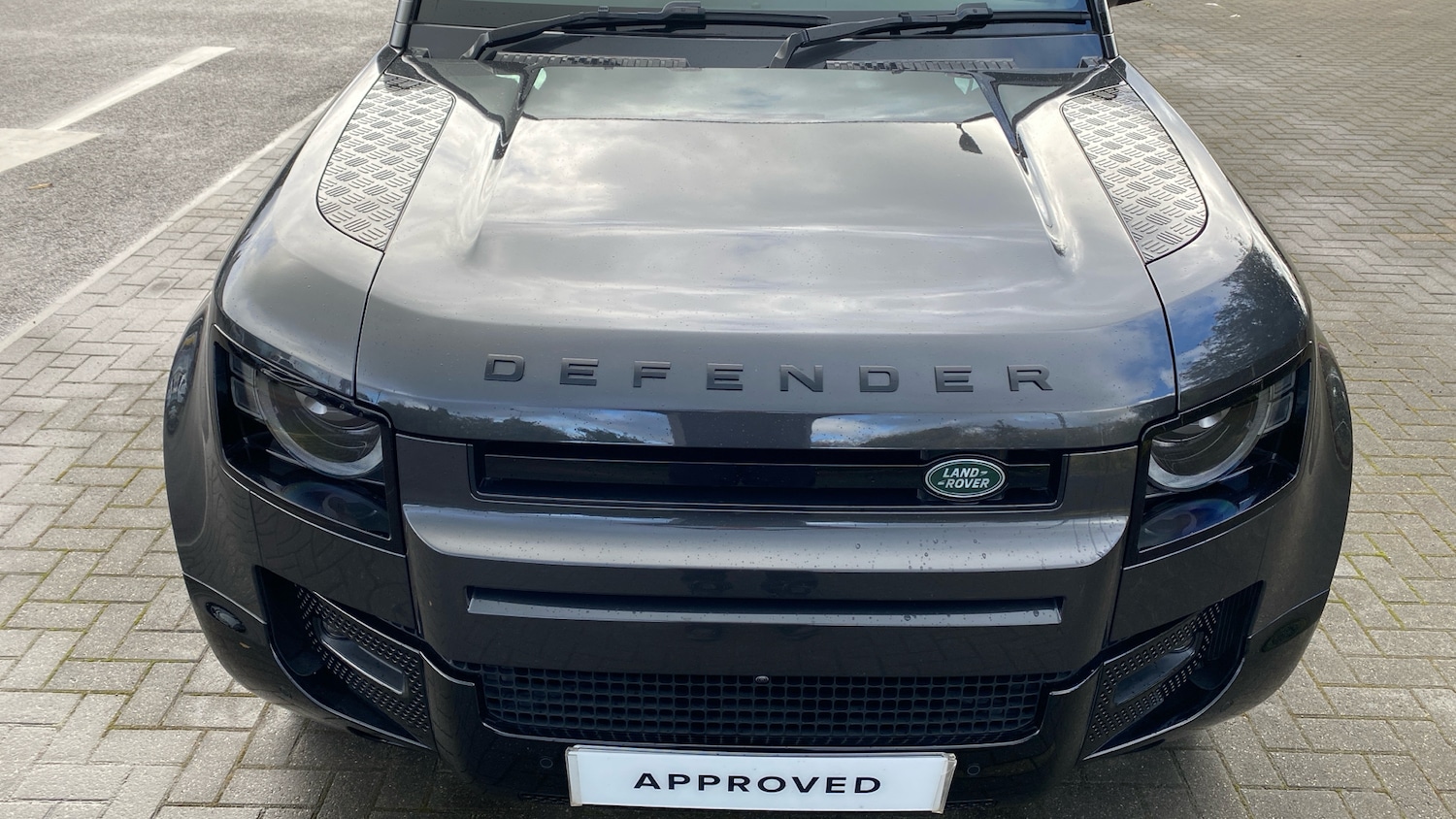 Used Land Rover Defender 2025 for sale - 76382569: Photo 31