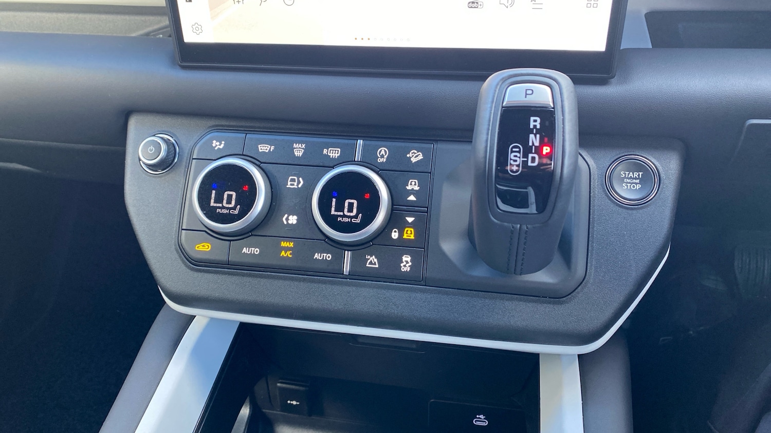 Used Land Rover Defender 2025 for sale - 76382569: Photo 58