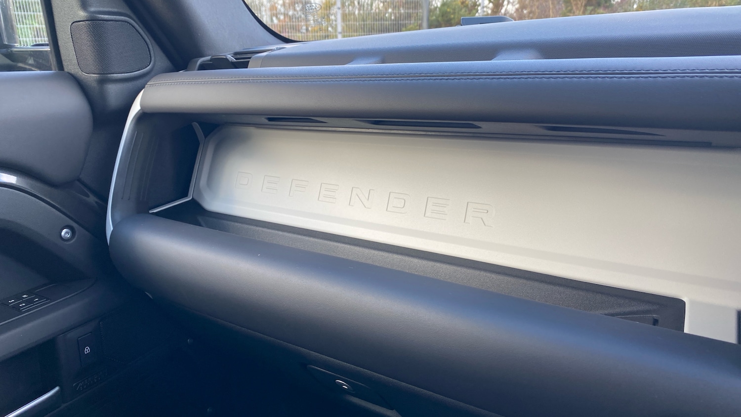 Used Land Rover Defender 2025 for sale - 76382569: Photo 59