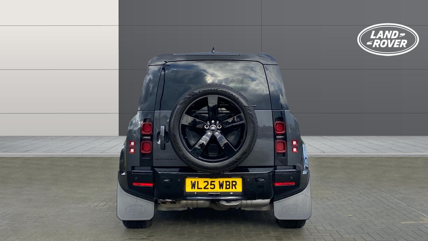 Used Land Rover Defender 2025 for sale - 76382569: Photo 6