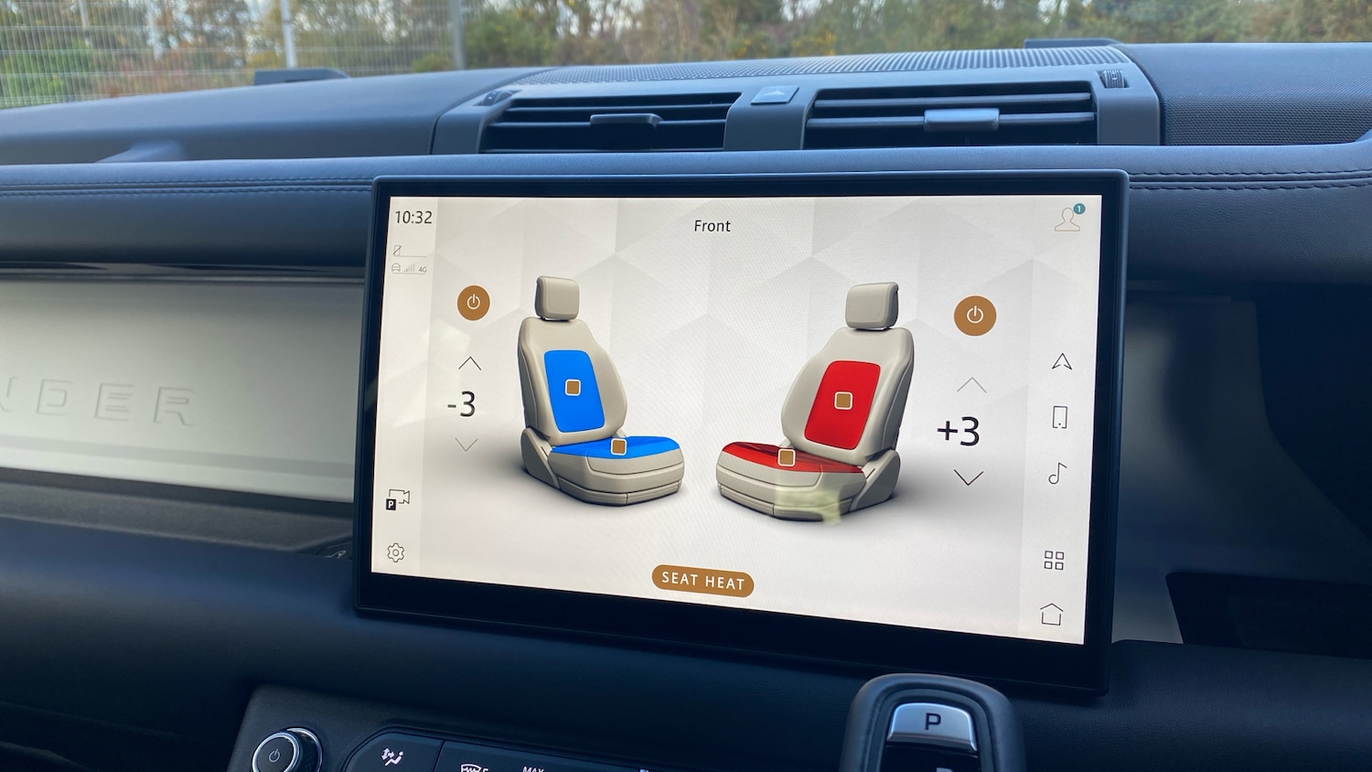 Used Land Rover Defender 2025 for sale - 76382569: Photo 64