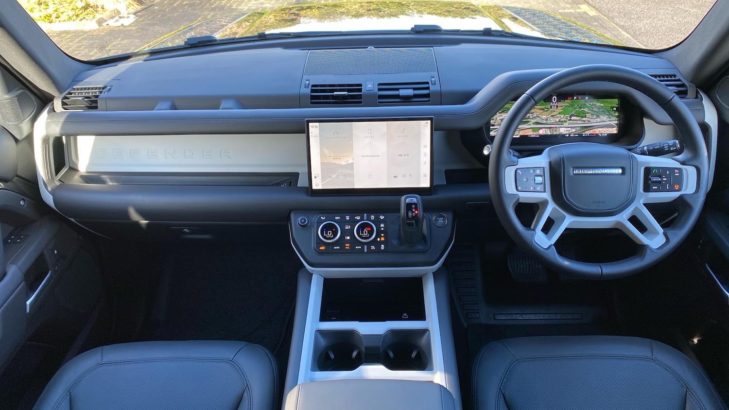 Used Land Rover Defender 2025 for sale - 76382569: Photo 9