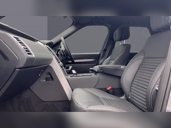 Used Land Rover Discovery 2026 for sale - 79478845: Photo