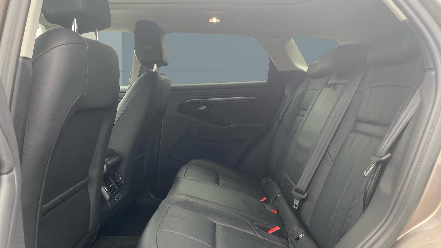 Used Land Rover Range Rover Evoque 2022 for sale - 76504870: Photo 4