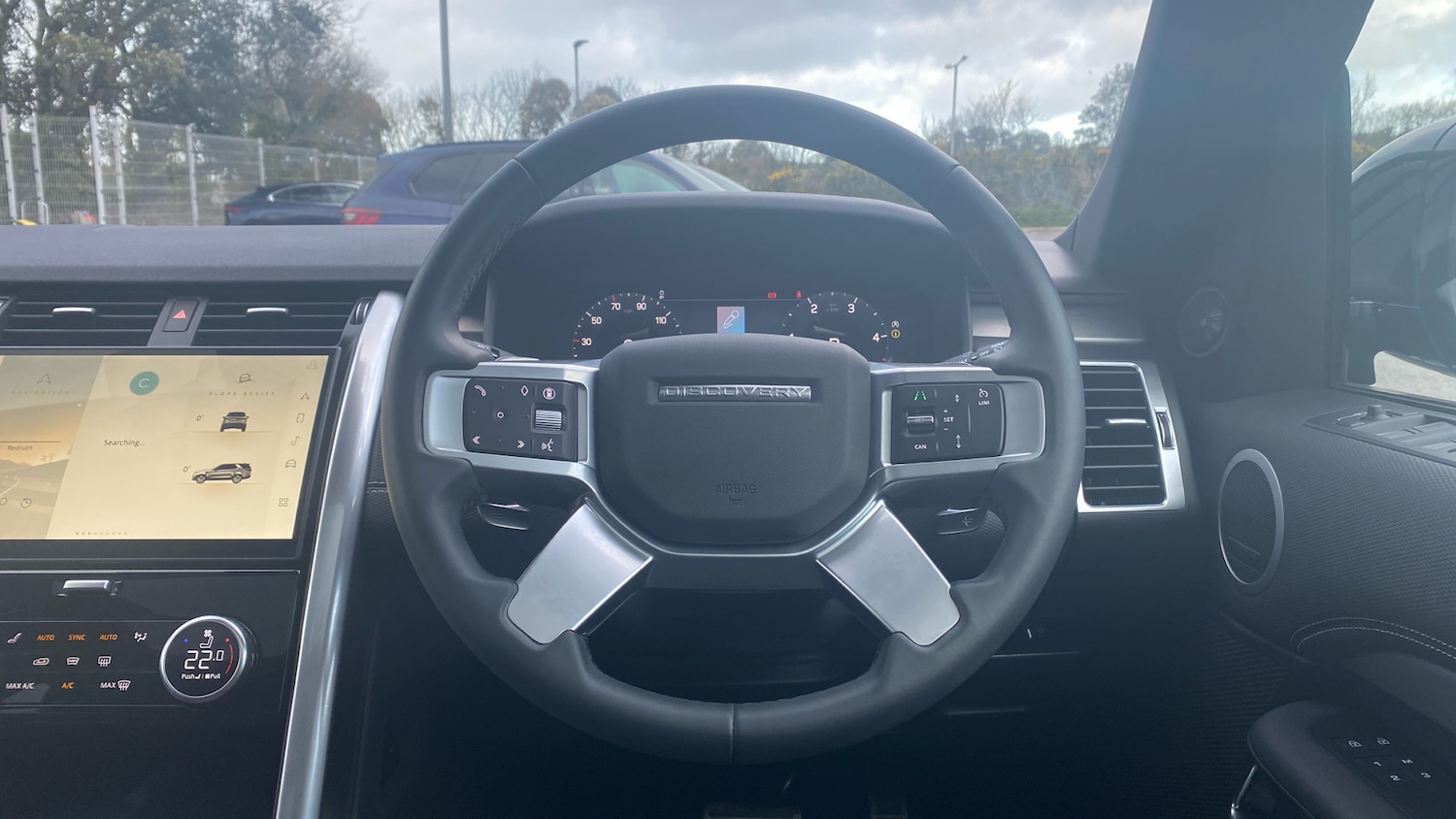 Used Land Rover Discovery 2024 for sale - 77365121: Photo 15