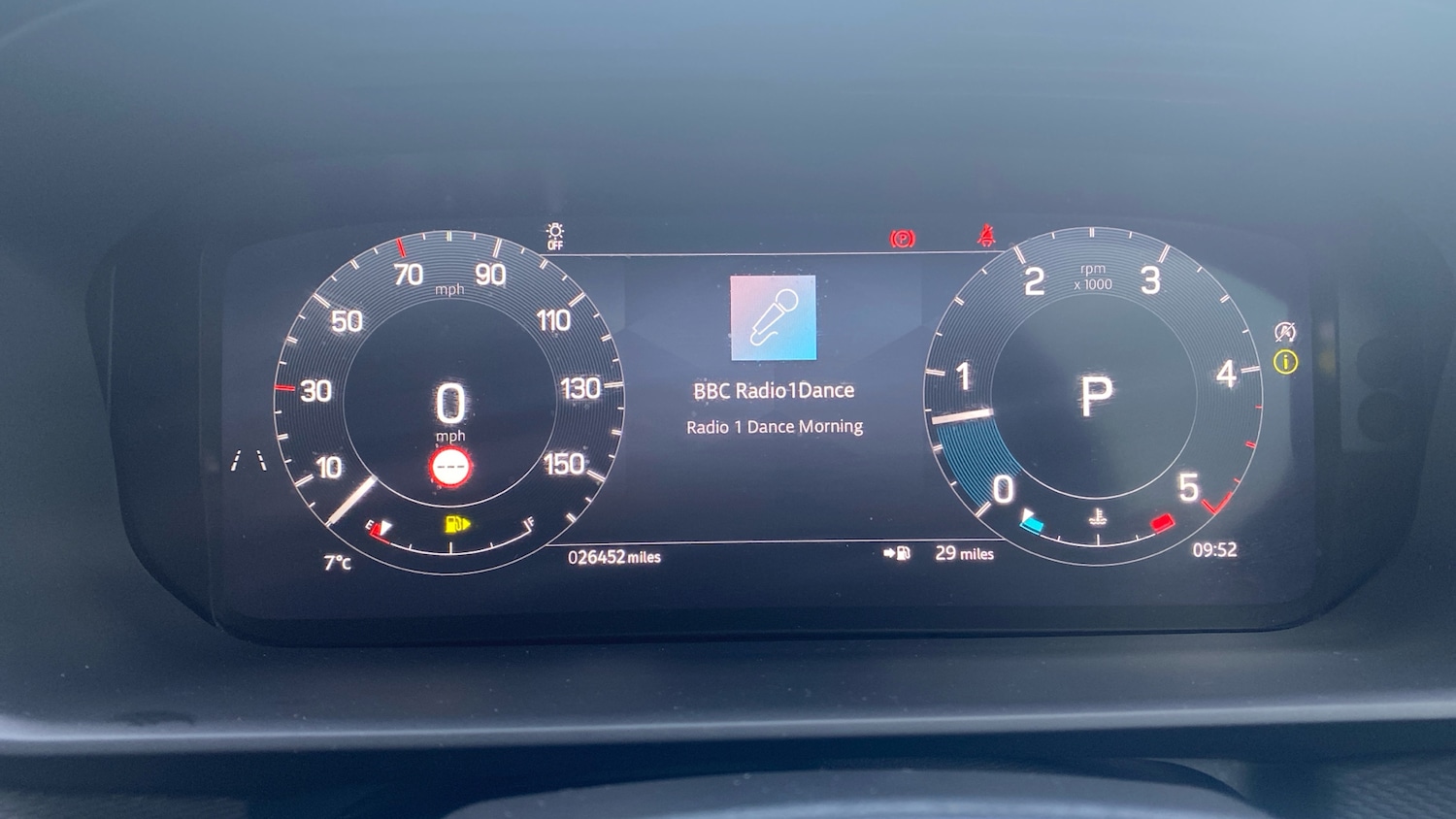 Used Land Rover Discovery 2024 for sale - 77365121: Photo 16