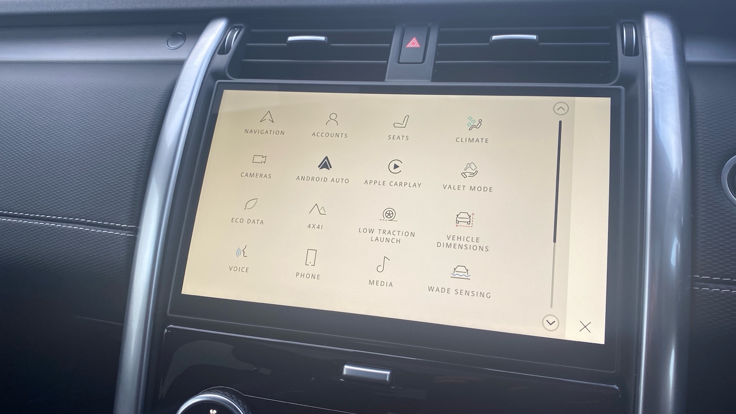 Used Land Rover Discovery 2024 for sale - 77365121: Photo 61