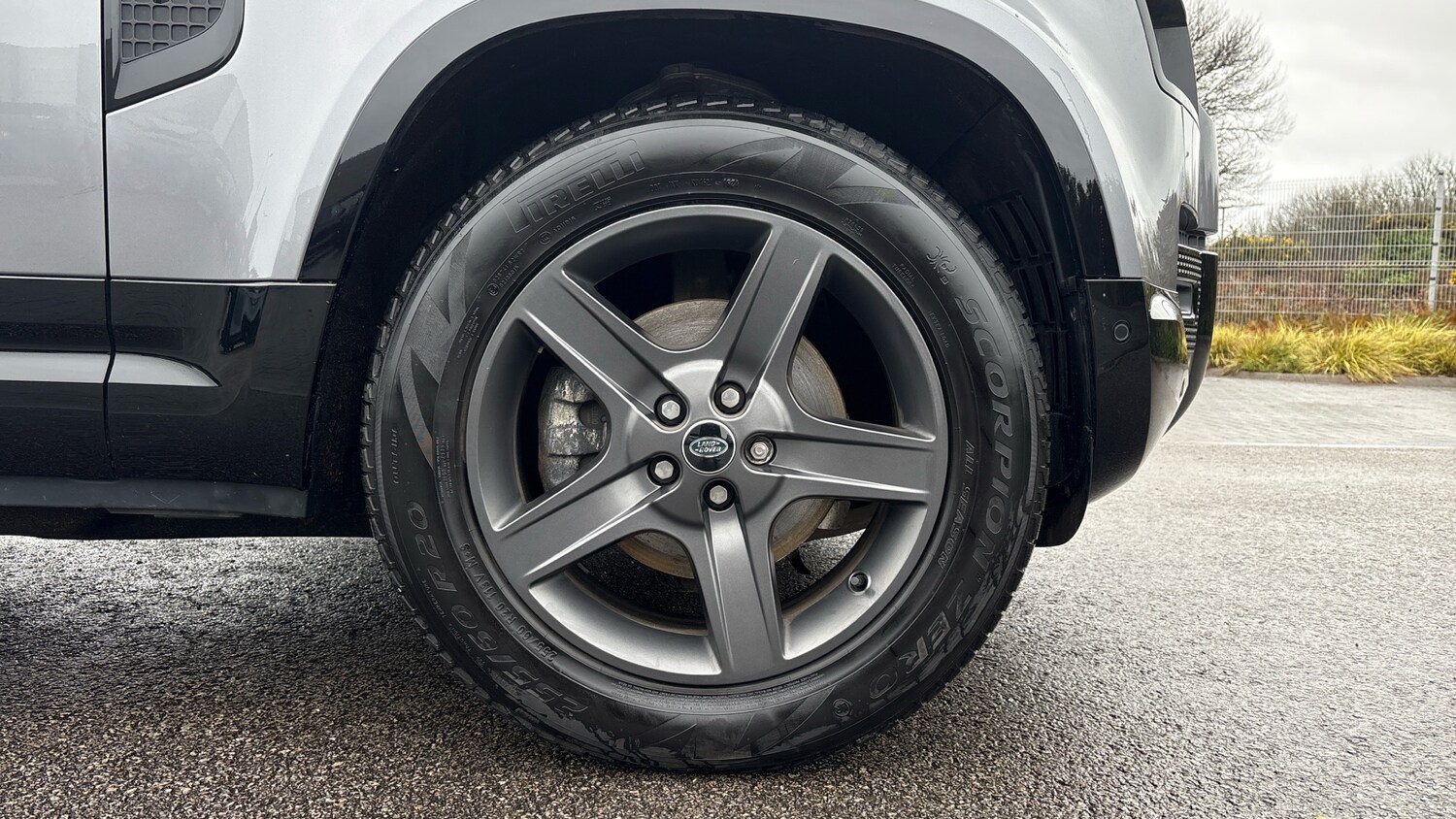 Used Land Rover Defender 2024 for sale - 77336442: Photo 8