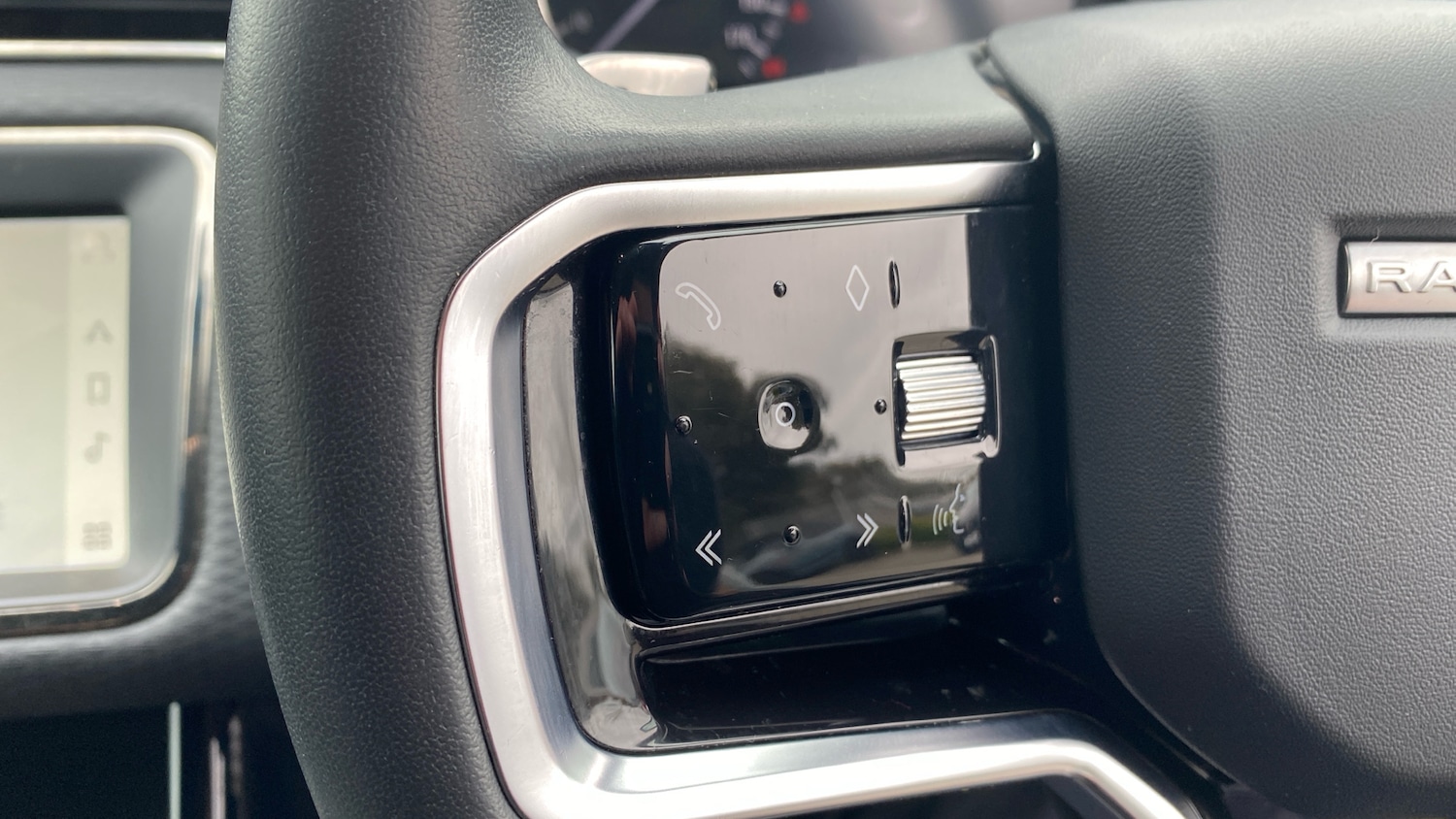 Used Land Rover Range Rover Evoque 2022 for sale - 77446103: Photo 47