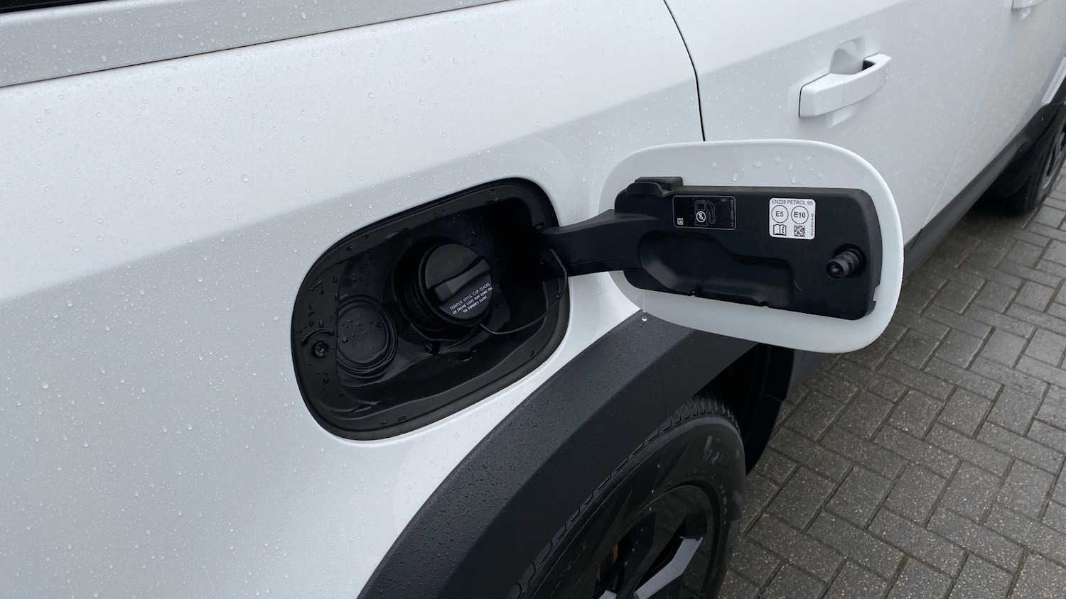 Used Land Rover Defender 2020 for sale - 77446104: Photo 24