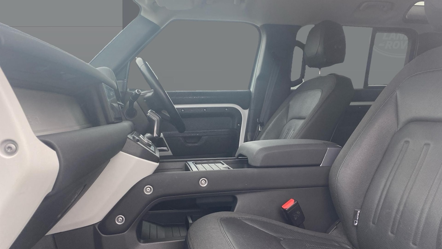 Used Land Rover Defender 2020 for sale - 77446104: Photo 3