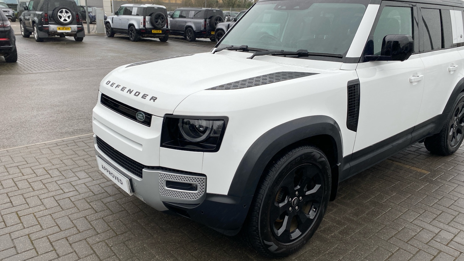 Used Land Rover Defender 2020 for sale - 77446104: Photo 33