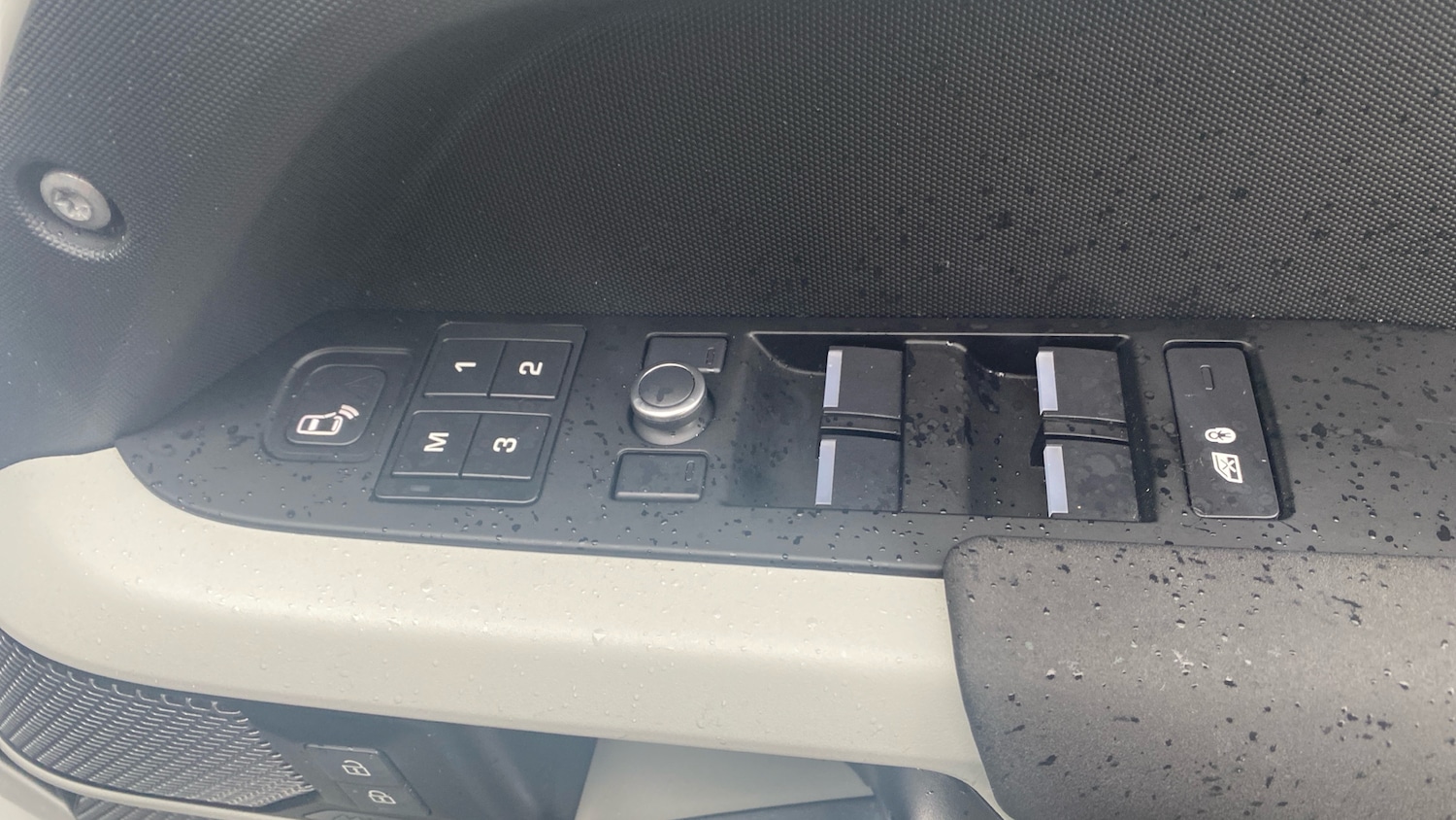 Used Land Rover Defender 2020 for sale - 77446104: Photo 46