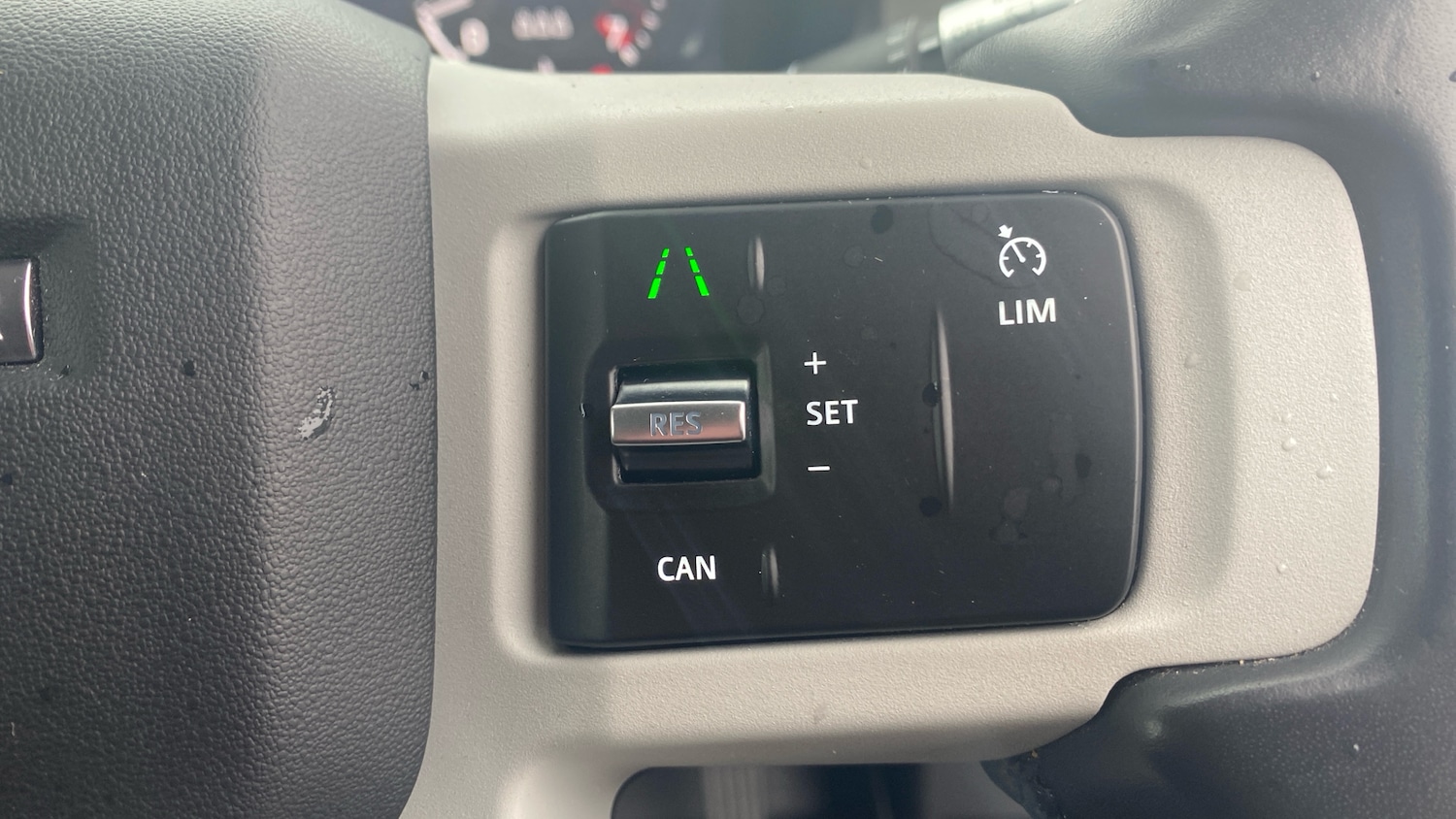 Used Land Rover Defender 2020 for sale - 77446104: Photo 53